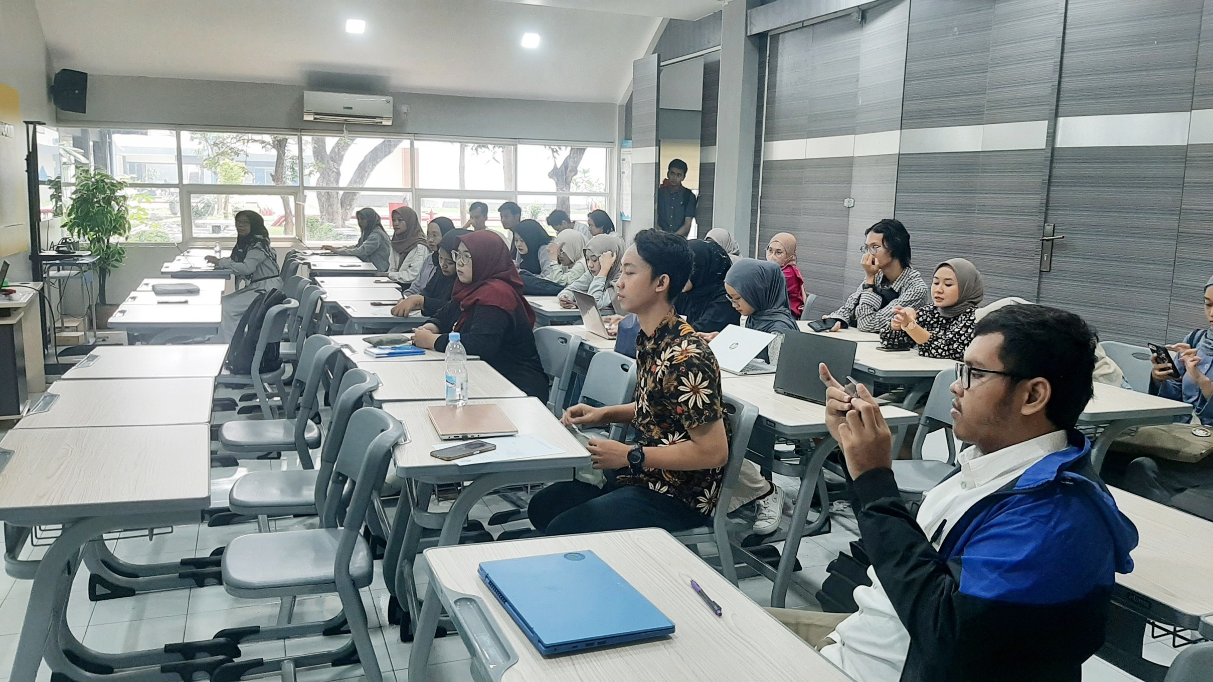 Seminar Kerja Praktik Semester Gasal 2024-2025