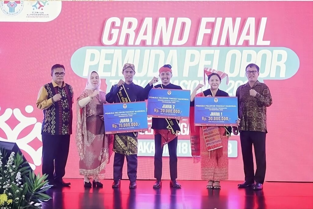 Membanggakan Mahasiswa ITS Raih Juara 2 Pemuda Pelopor Nasional ITS News