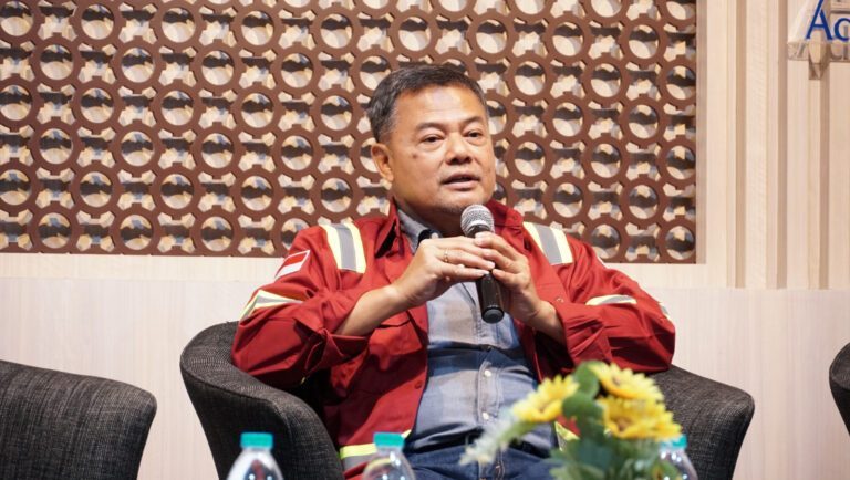 Dr Ir Atok Setiawan MEngSc ketika menjelaskan mengenai Program Studi Rekayasa Keselamatan Proses dalam kegiatan Sosialisasi Jalur Seleksi Mandiri ITS 2024