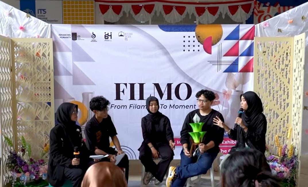 Talkshow pemaparan hasil karya mahasiswa pada pameran FILMO