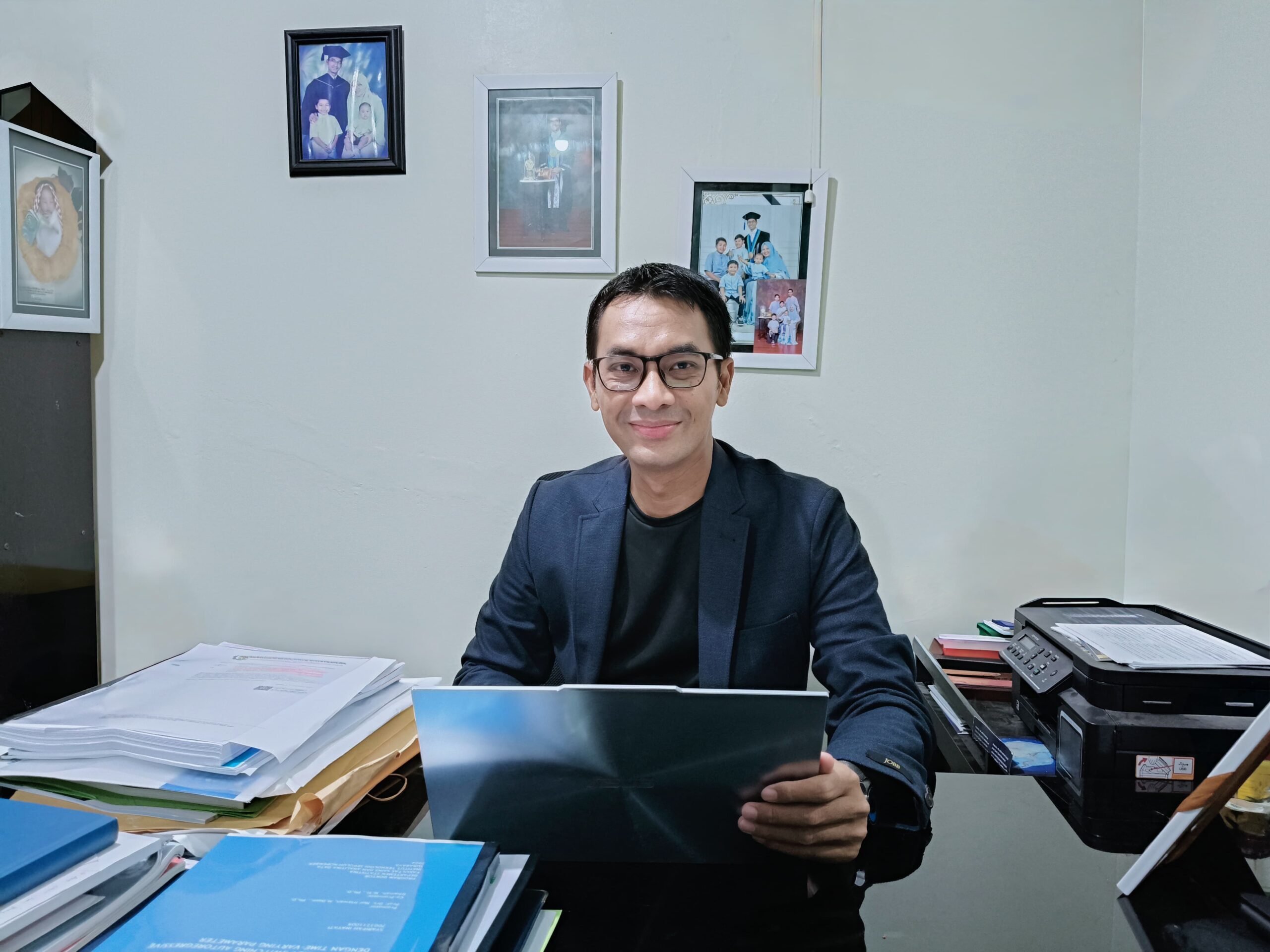 Dekan baru SIMT Prof Dr rer pol Heri Kuswanto SSi MSi periode 2025-2029