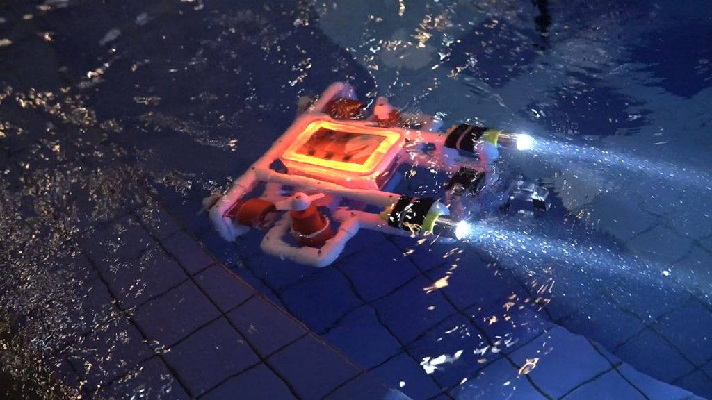 Pengujian Prototipe Robot Wikraluga Tim Banyubramanta ITS untuk mendeteksi ranjau laut