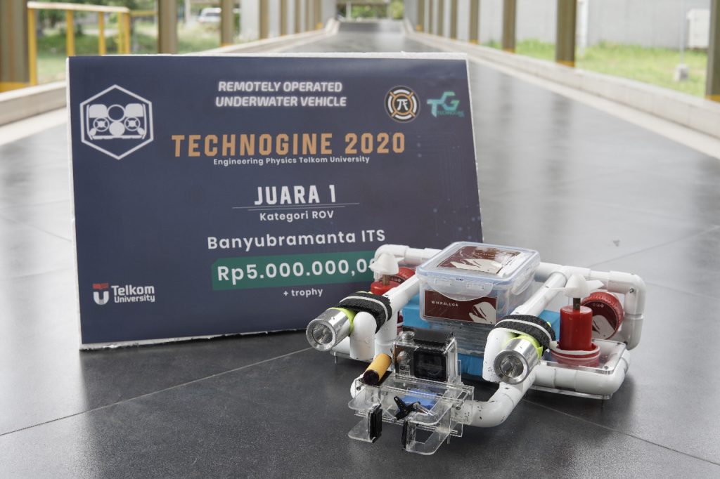 Prototipe Robot Wikraluga dari Tim Banyubramanta ITS