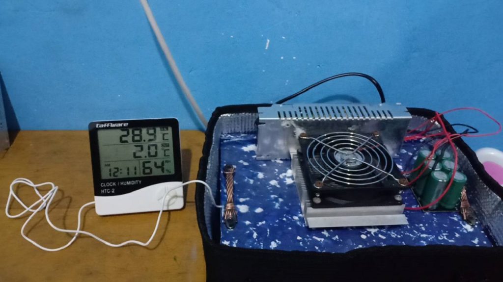 Kotak VD-BOX, karya mahasiswa ITS, yang mampu menjaga suhu hingga 2 derajat celcius