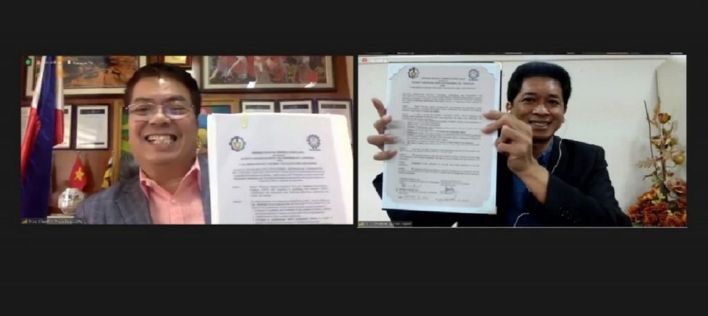 Penandatangan MoU antara ITS dengan Camarines Sur Polytechnic Colleges (CSPC) Filipina yang dilakukan secara daring