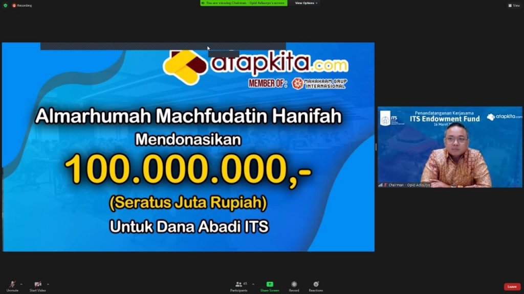 Donasi sebesar Rp 100 Juta yang diberikan ke ITS atas nama almarhumah Machfudatin Hanifah yang merupakan keluarga dari alumni ITS