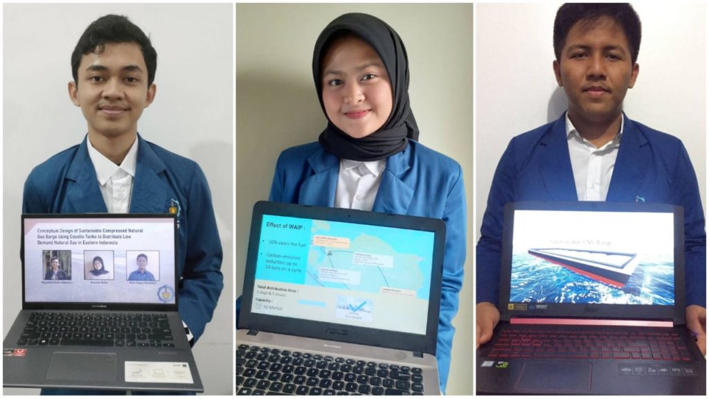 (from left) Mujadid Aldin Albasyir, Annisa Aulia, and Adiv Gayu Athallah showing their innovative barge