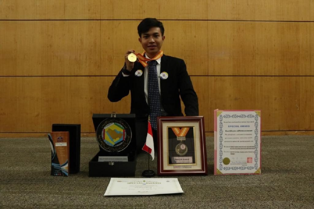 Muhammad Adrian Fadhilah and the various awards he received