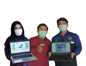 (from left) Risa Wahyu Widyastuti, Rikza Octavian Pratama, and Ibrahim Fathahillah Hizbul Islam who are members of the Antasena PCEV team