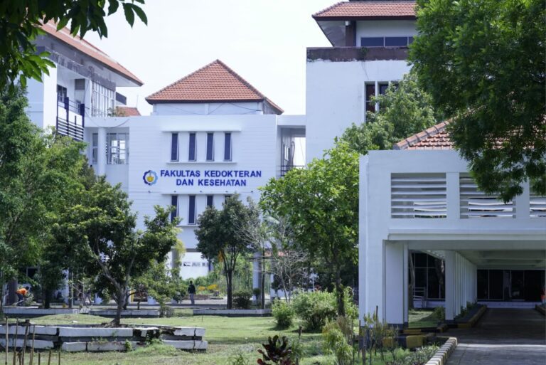 Gedung Fakultas Kedokteran Dan Kesehatan (FKK) Institut Teknologi ...