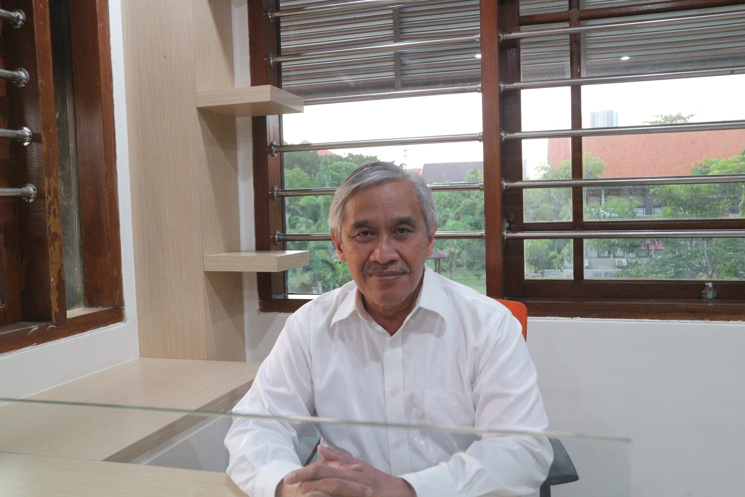 Guru Besar Departemen Teknik Perkapalan ITS, Prof Ir Raden Syarief Widjaja PhD
