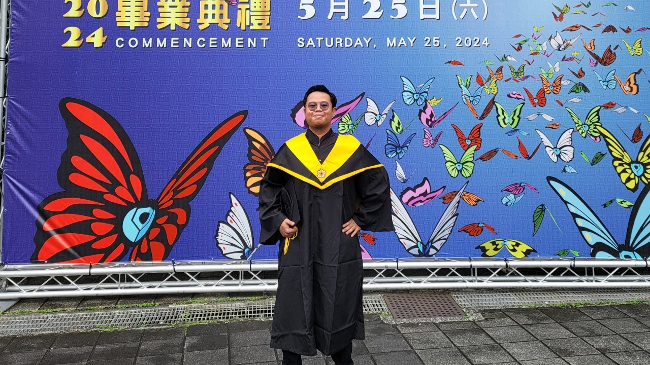 Hendy Gilang Syahputra saat mengikuti wisuda untuk gelar Master of Science di National Taiwan University of Science and Technology (NTUST), beberapa waktu lalu