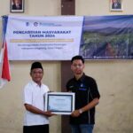 KKN Abmas ITS Tingkatkan Kualitas Padi Lewat Smart Farming